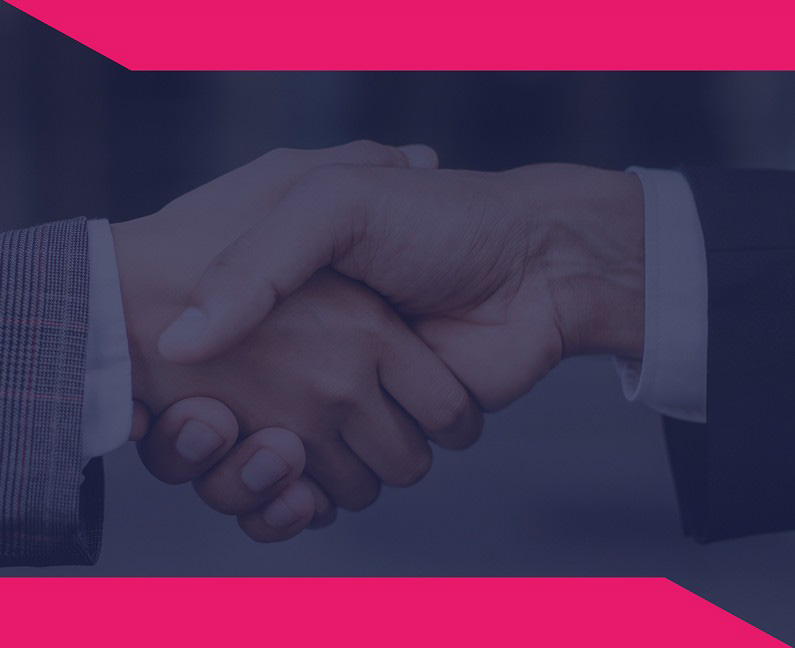 ściskajace się ręce